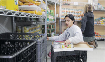 11_08_17_COMM_HolidayFund_CSA_4195_fmt.jpg